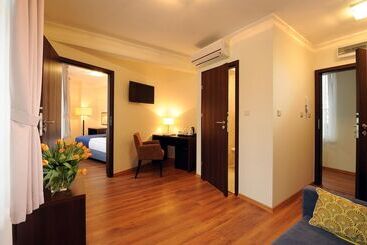 هتل Armon Residence