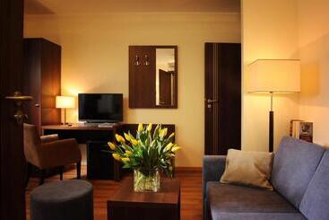 هتل Armon Residence