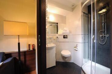 هتل Armon Residence