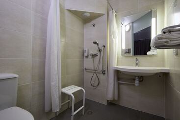 B&b Hotel Caen Mémorial