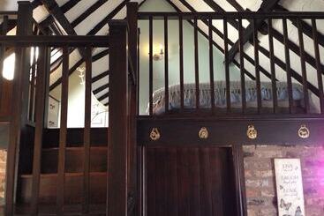 هتل Blacksmith Arms