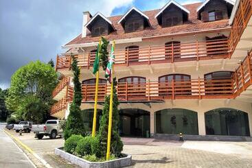 هتل Euro Suite Campos Do Jordão By Nacional Inn