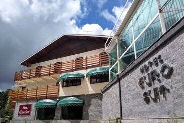 هتل Euro Suite Campos Do Jordão By Nacional Inn