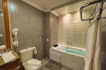 هتل Euro Suite Campos Do Jordão By Nacional Inn