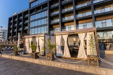 هتل M1 Club