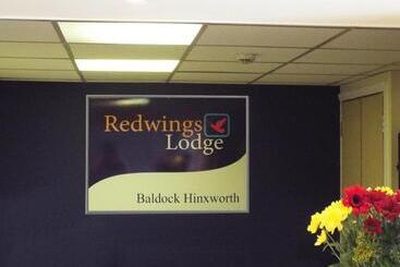 هتل Redwings Lodge Baldock