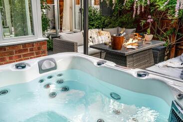 Newmarket Boutique Apartments