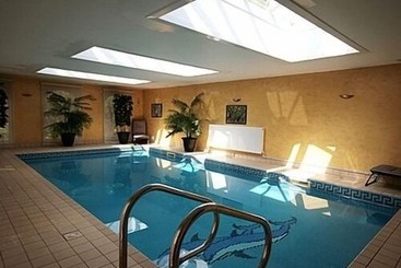 پانسیون Dunmow Guesthouse