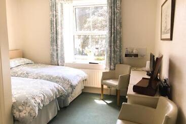 پانسیون Elerkey Guest House
