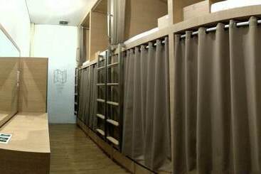 The Packer Lodge   Hostel