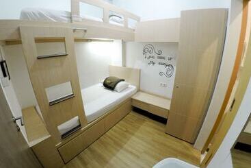 The Packer Lodge   Hostel