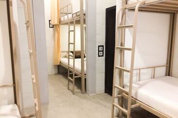 The Packer Lodge   Hostel