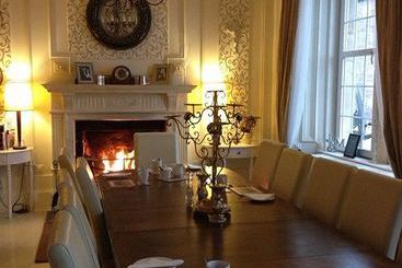 Victoria House B&b