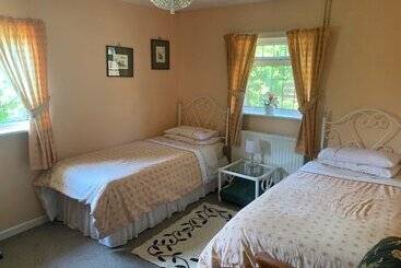 Wayside B&b