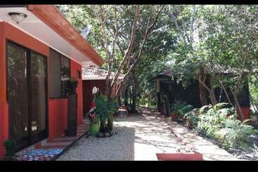 Villa De Los Monos, Casitas Equipadas - Guanacaste