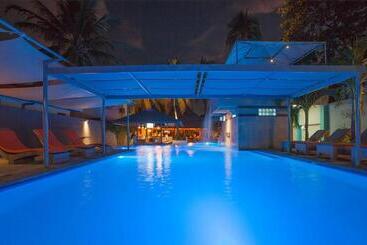 Boca Olas Resort Villas