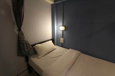 D Well Hostel