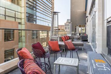 ホテル Aloft Greenville Downtown