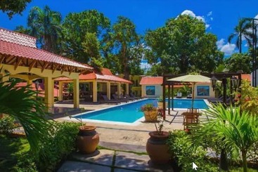 هتل Auberge Villa Cana