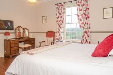 Beera Farmhouse - Tavistock