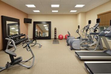 هتل Homewood Suites By Hilton Kalamazooportage