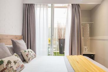 هتل Bypillow House