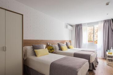هتل Bypillow House