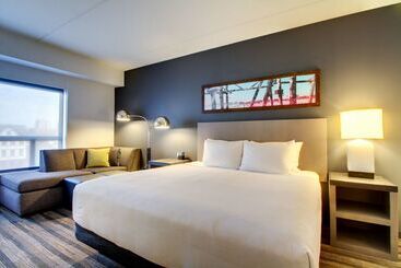 هتل Hyatt House Chicago/evanston