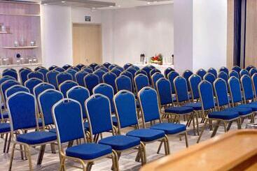 هتل Mercure Santa Marta Emile