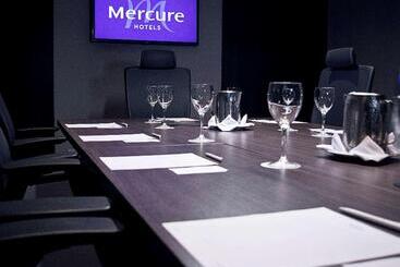هتل Mercure Santa Marta Emile