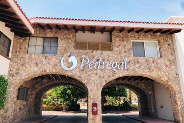 هتل Pedregal Suites   Marina And Downtown