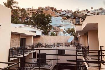 هتل Pedregal Suites   Marina And Downtown