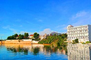 Porto Evia Boutique - Eretria