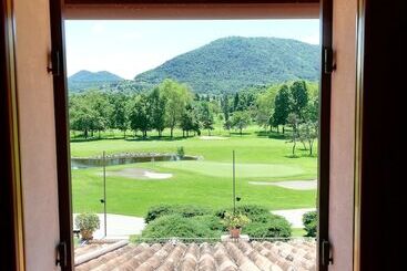 هتل Relais Golf Padova