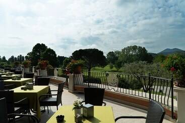 هتل Relais Golf Padova