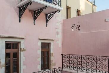 هتل Serenissima Boutique