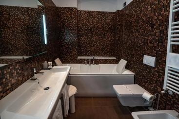 هتل Villa Eva Beach
