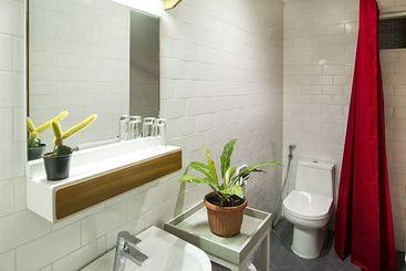 Lokal Hotel & Restaurant