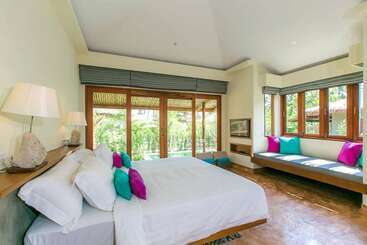 Sea Dance Resort