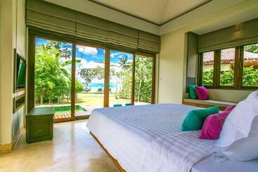 Sea Dance Resort