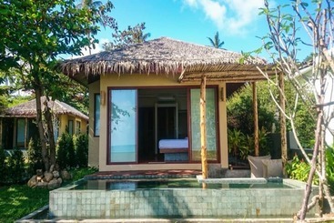 Sea Dance Resort