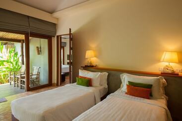 Sea Dance Resort