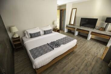 Sea Dance Resort
