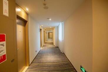 هتل City Comfort Inn Enshi Wuyangba