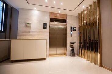 هتل City Comfort Inn Enshi Wuyangba