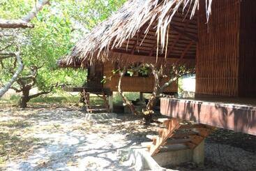 پانسیون Cashew Nut Bungalow, Ko Mook