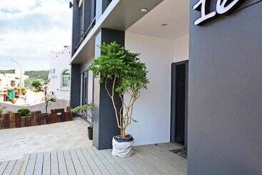 هتل House16