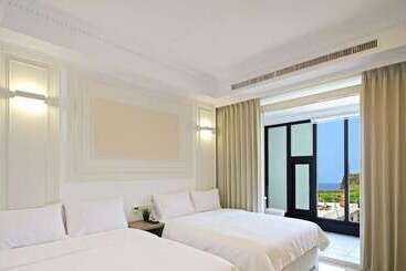 هتل House16