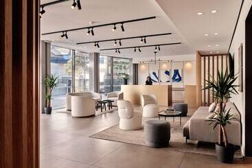 هتل Crowne Plaza Marseille Le Dome