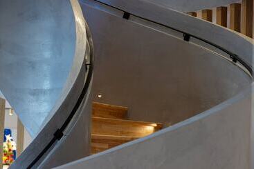 هتل Crowne Plaza Marseille Le Dome